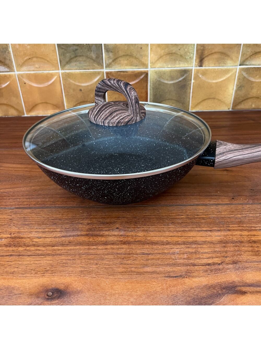 Black Speckled Aluminum Non-Stick 2.5 Quart Wok / Saucepan Bakelite Handle
